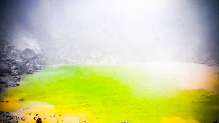 26102016-Berastagi volcan cratère