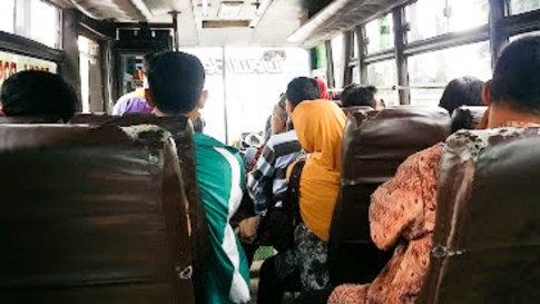 08012016-Yogyakarta_Bus Borobudur