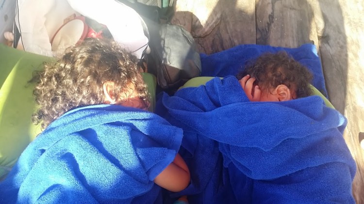 Paganbatan_Filles au dodo