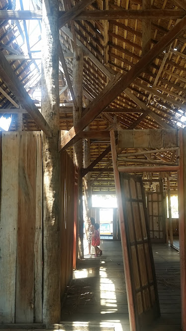 Sikka_maison cache cache