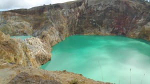 Kelimutu_lac