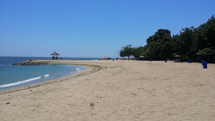 Sanur_plage