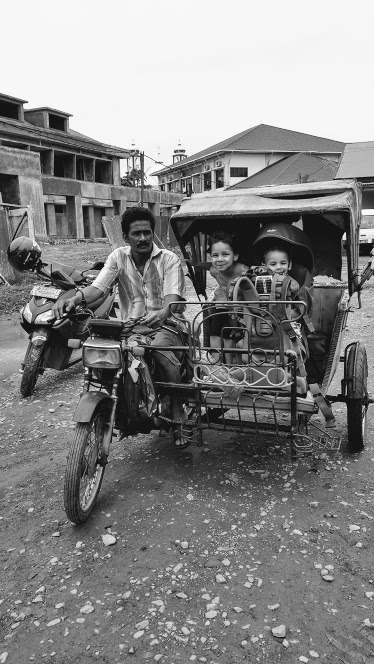 bemo-noir-et-blanc-2