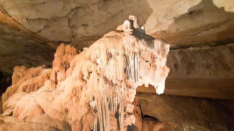 26042017-Hoota cave.jpg